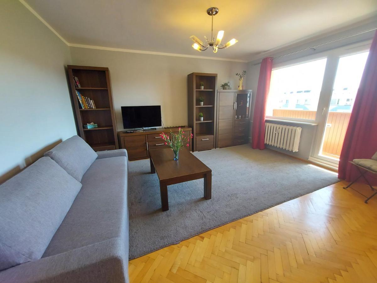 Wygodny Przestronny Apartament Janowskie Blonia Rumia Exterior photo